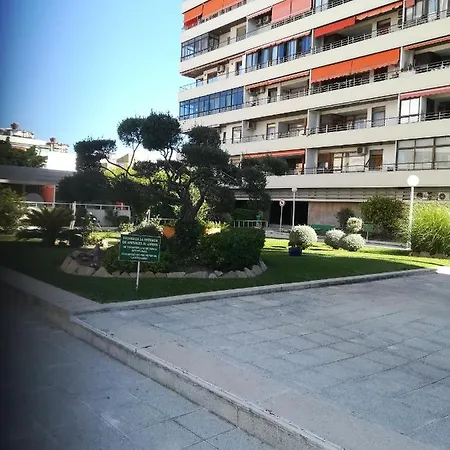 2 Dormitorios, 5 Personas, Piscinas, 10 Min Playa, Plaza La Nogalera * Torremolinos