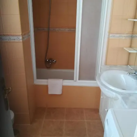 Appartement 2 Dormitorios, 5 Personas, Piscinas, 10 Min Playa, Plaza La Nogalera Torremolinos
